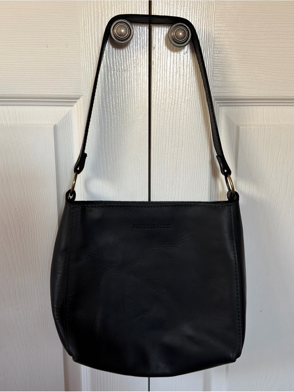 Portland Leather Black Shoulder Bag with Single Strap